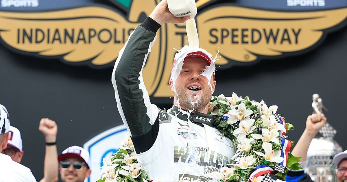 A Last-Lap Pass for the Record Books