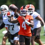 Deshaun Watson Struggles as Browns Open QB Competition With Shedeur Sanders