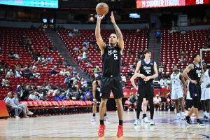 González Shines in Key Role