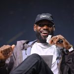 LeBron James Deflects Free Agency Inquiries at Fanatics Fest