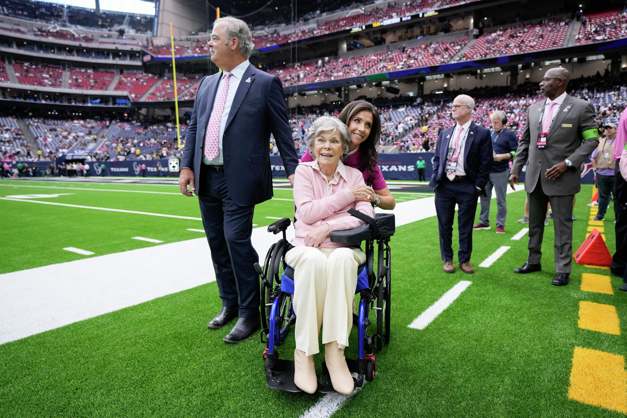 Janice McNair, Houston Texans Co-Founder and Philanthropist, Dies at 89