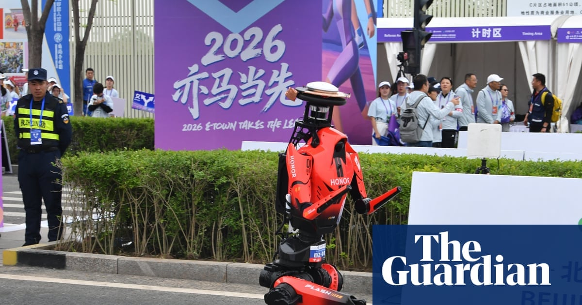 Chinese Robot Lightning Breaks Usain Bolt's 100m World Record in Beijing