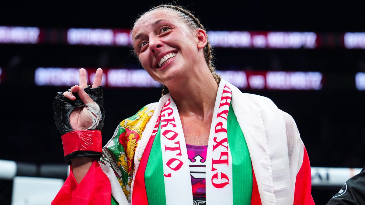 Dakota Ditcheva Suffers Broken Hands During PFL Victory Over Denise Kielholtz