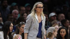 Becky Hammon defends Aces stars sitting out during back-to-back game