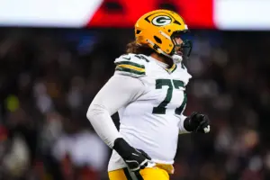 Will Sheppard Catches 61-Yard Pass From Tyrod Taylor in Packers Camp