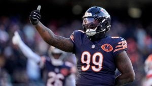 Atlanta Falcons Acquire Gervon Dexter Sr. From Chicago Bears in Trade