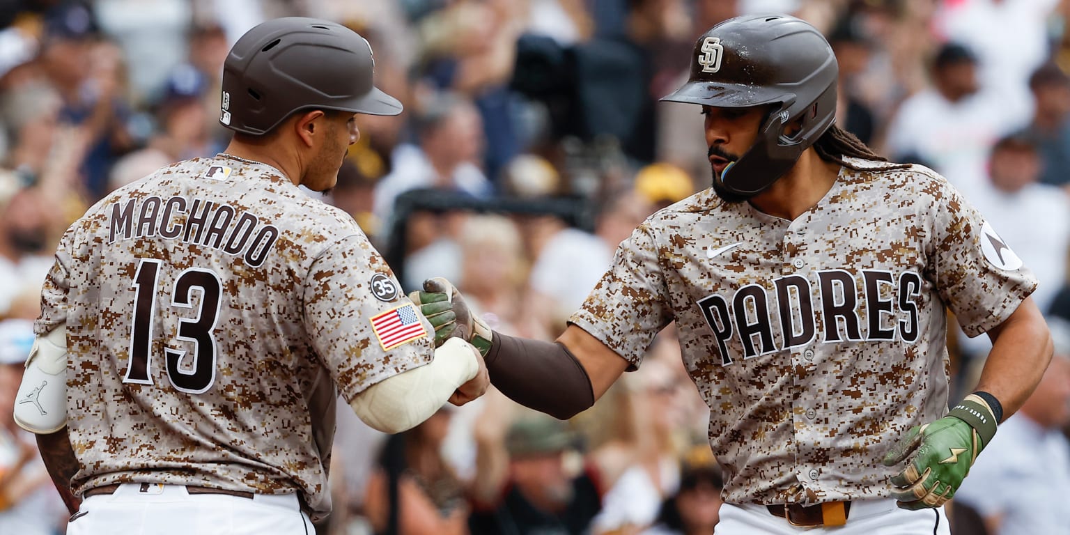 Padres Defeat Astros 7-2 to Secure Series Win Behind Four Home Runs