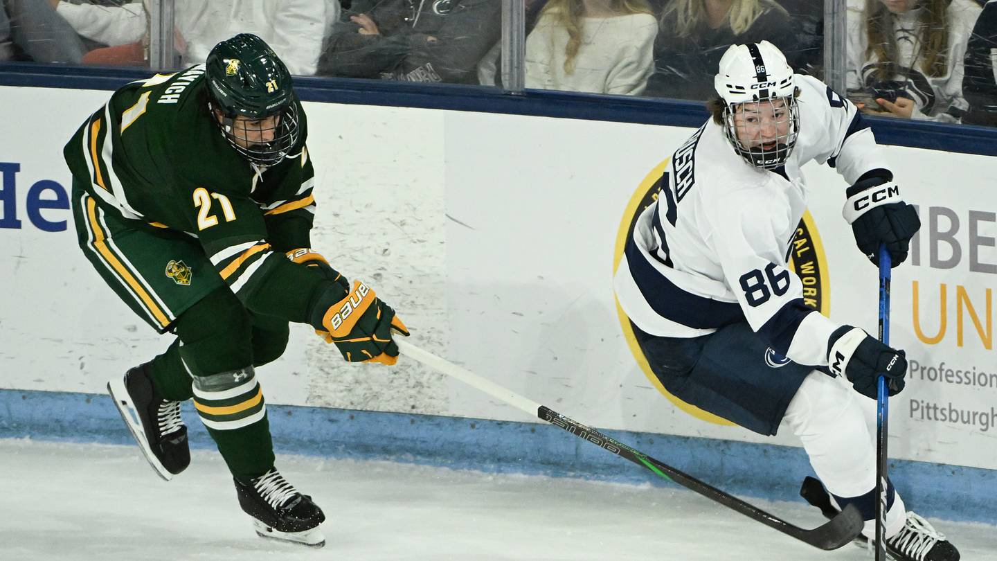 ASU Hockey Players Ask President to Place Coaching Staff on Leave