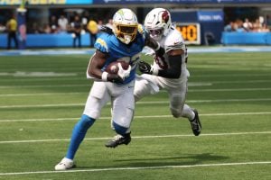 Chargers Place Tight Ends David Njoku and Charlie Kolar on IR