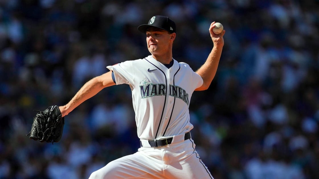 Kade Anderson Shines in Debut as Mariners Beat Chicago Cubs 5-4