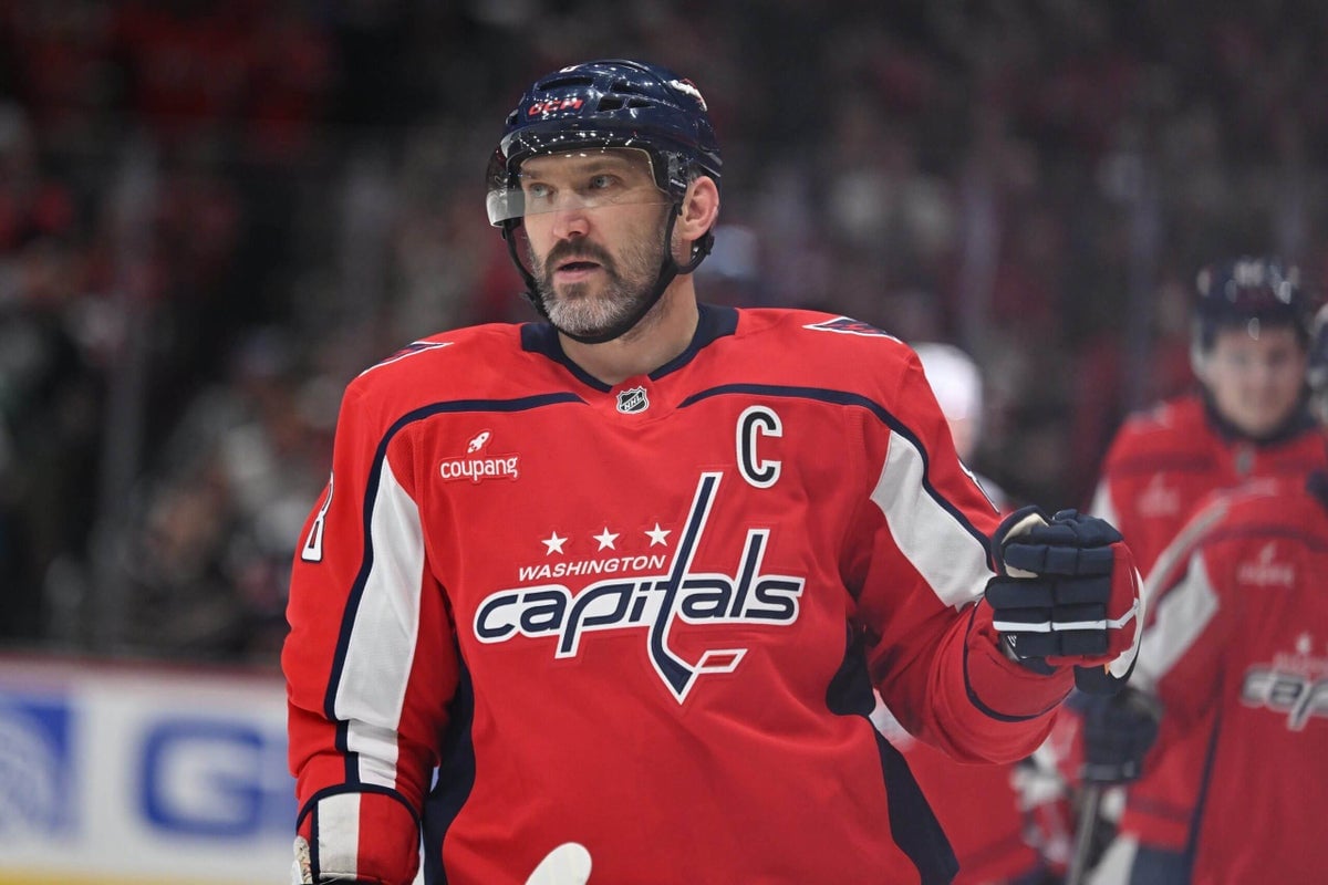 Alex Ovechkin Appears in United Russia Campaign Ad