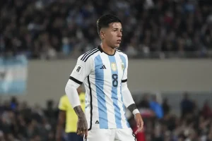 Enzo Fernandez joins Manchester City