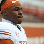 Texas' Colin Simmons Ties Sack Record, Earns Penalty for Obscene Gesture