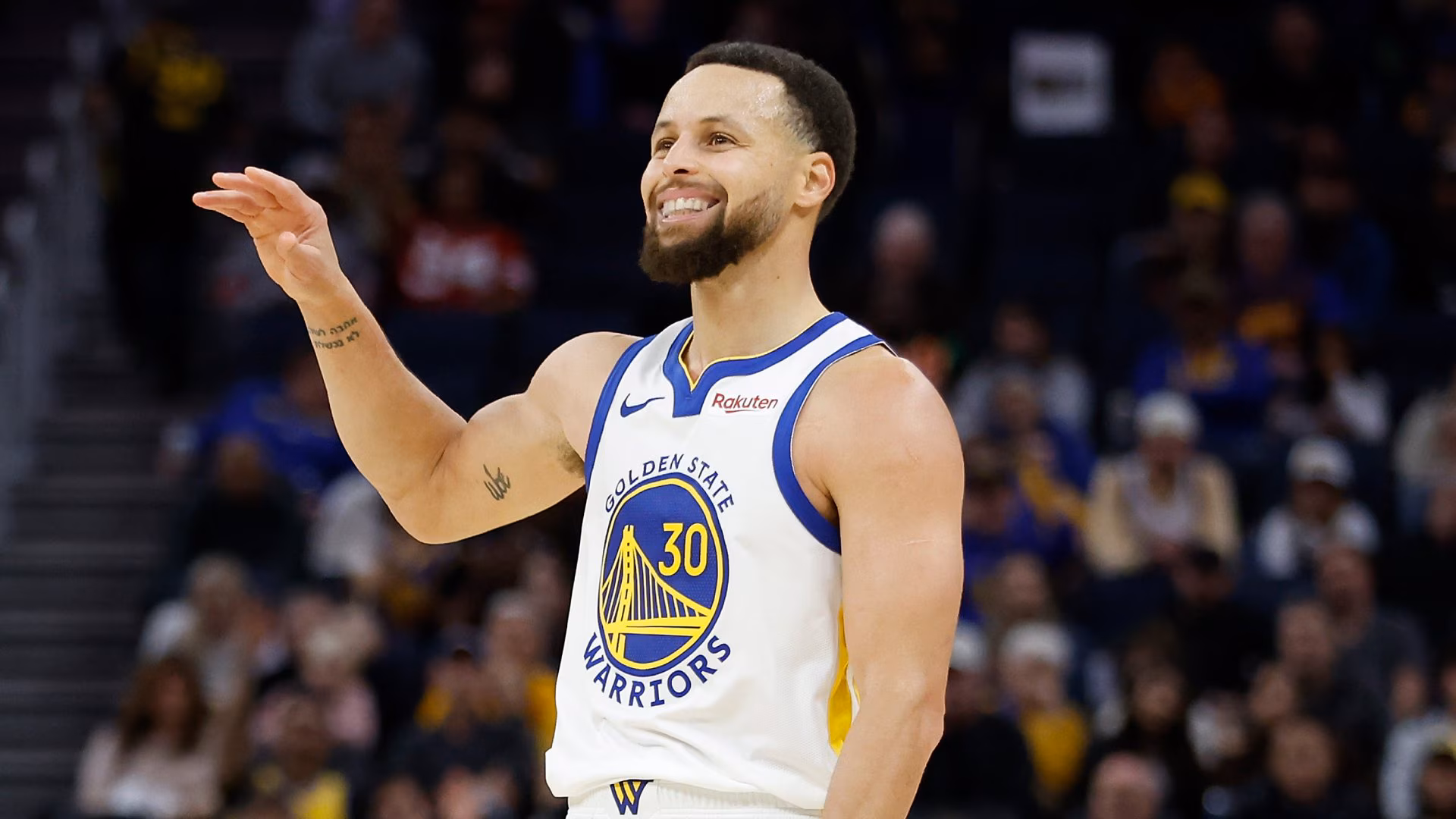 Stephen Curry, Warriors agree on 2-year contract extension