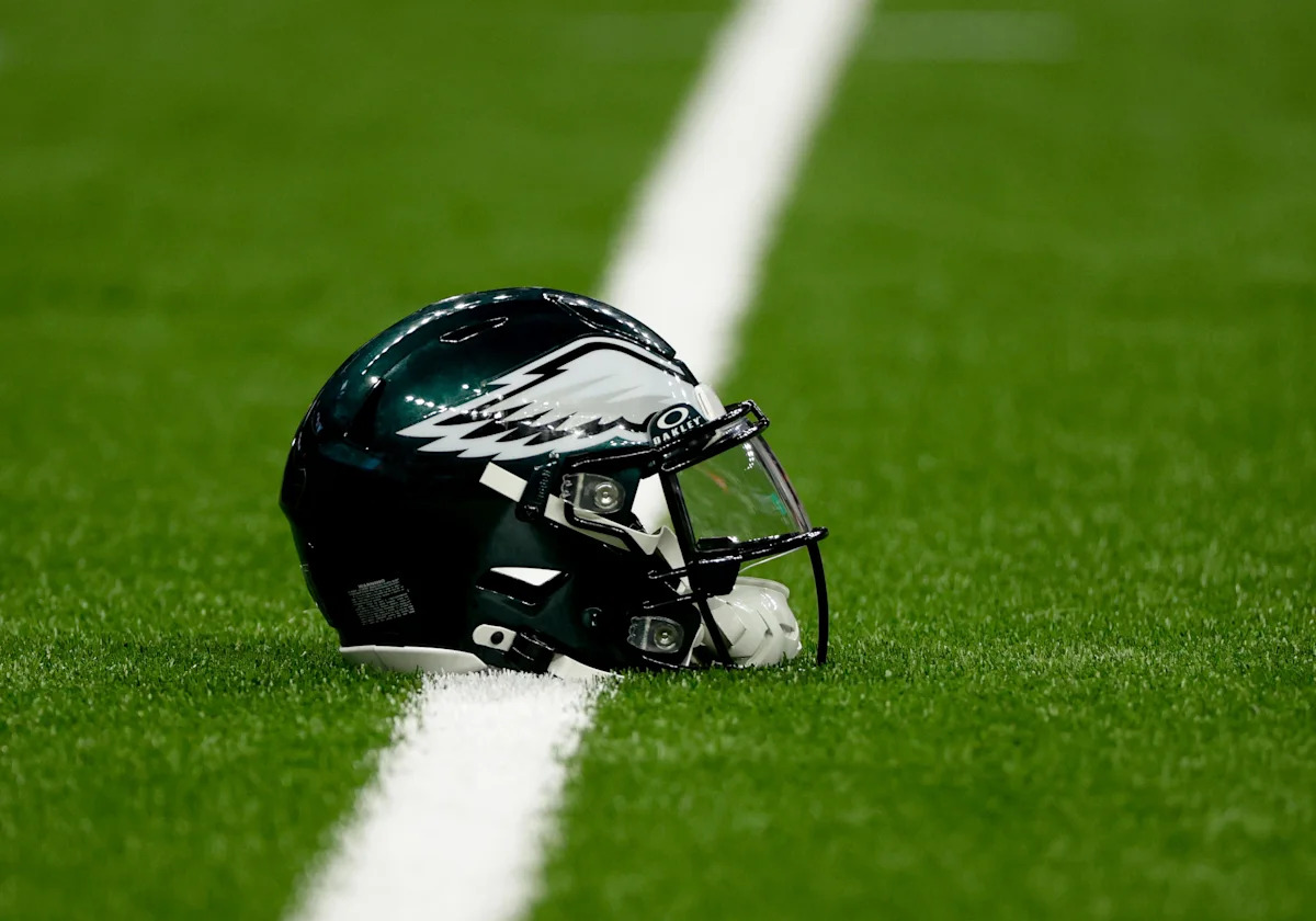 Philadelphia Eagles Sign Dameon Pierce and Jaydon Blue to Practice Squad