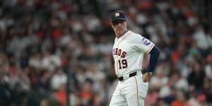 Joe Espada Addresses Fan Boos Ahead of Astros Game 2 Against White Sox