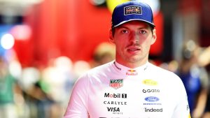 Max Verstappen Overtakes 100 Karters in 14 Laps at Silverstone