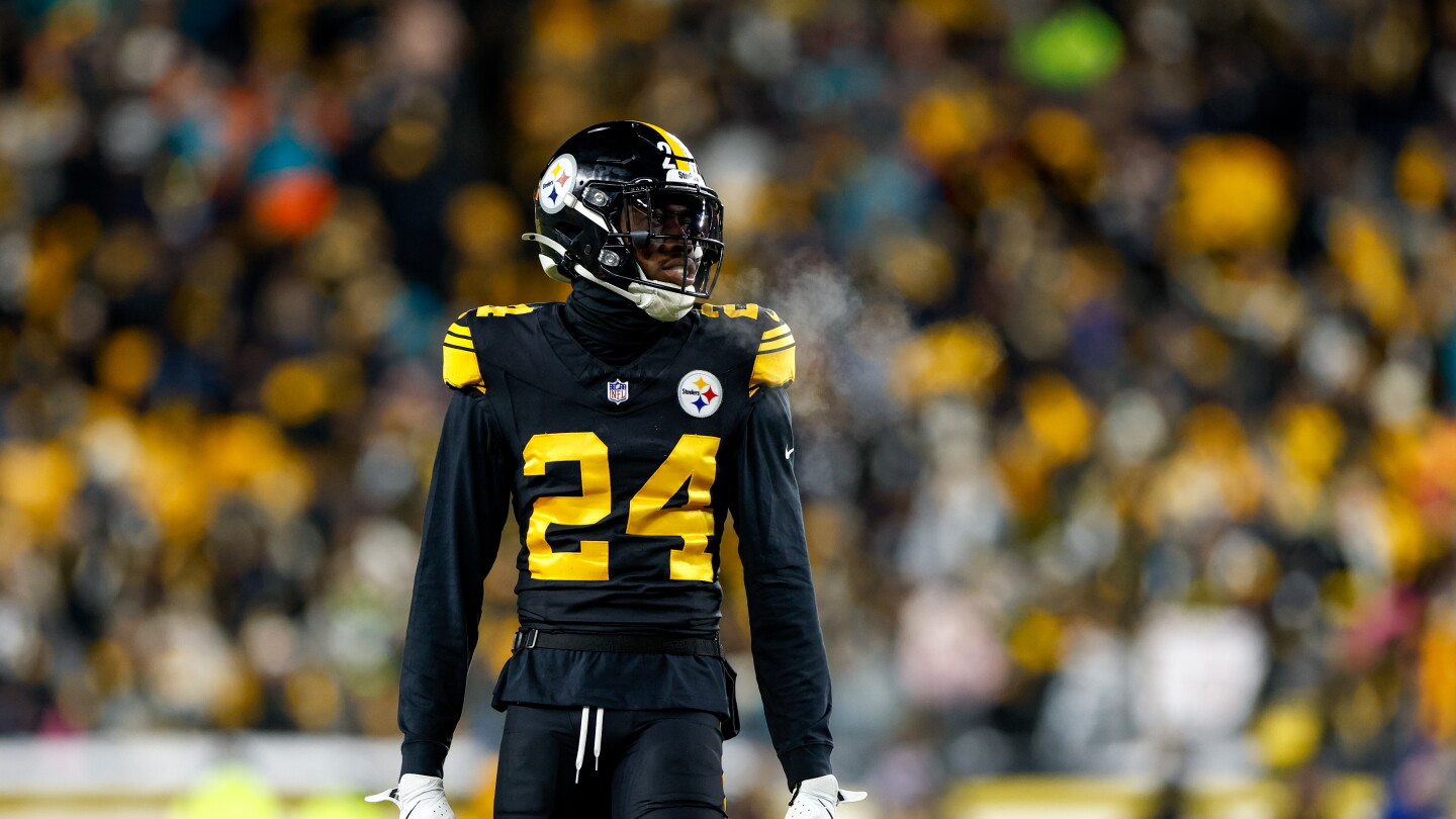 Miami Dolphins v Pittsburgh Steelers - NFL 2025