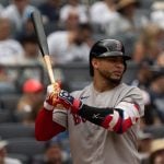 Willson Contreras Uncertain for Game 1 With Right Hand Bone Bruise