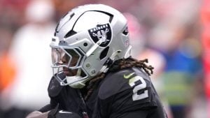 Las Vegas Raiders Fall 30-27 to Kansas City Chiefs in Week 4 Battle