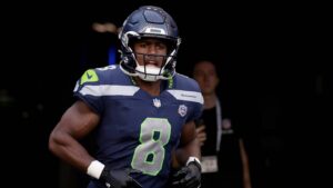 Jadarian Price Projected to Return for Monday Night Football