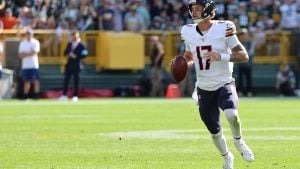 Green Bay Packers Rout Chicago Bears 31-7 Behind Jordan Love