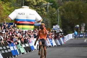 Marianne Vos Wins Gravel World Title After Late Rival Crash in Nannup