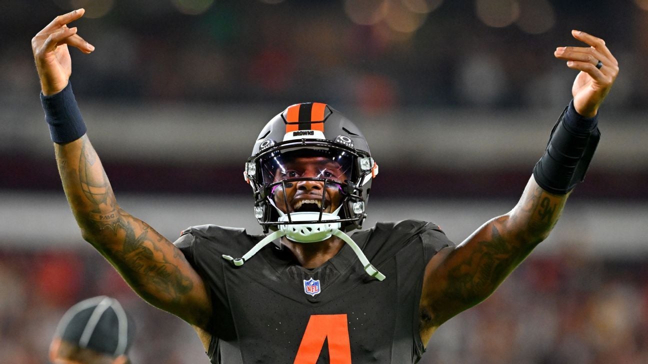 Cleveland Browns Defeat Pittsburgh Steelers 27 to 24 on Late Field Goal