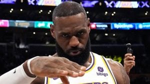LeBron James Makes Public Debut in Philadelphia 76ers Scrimmage