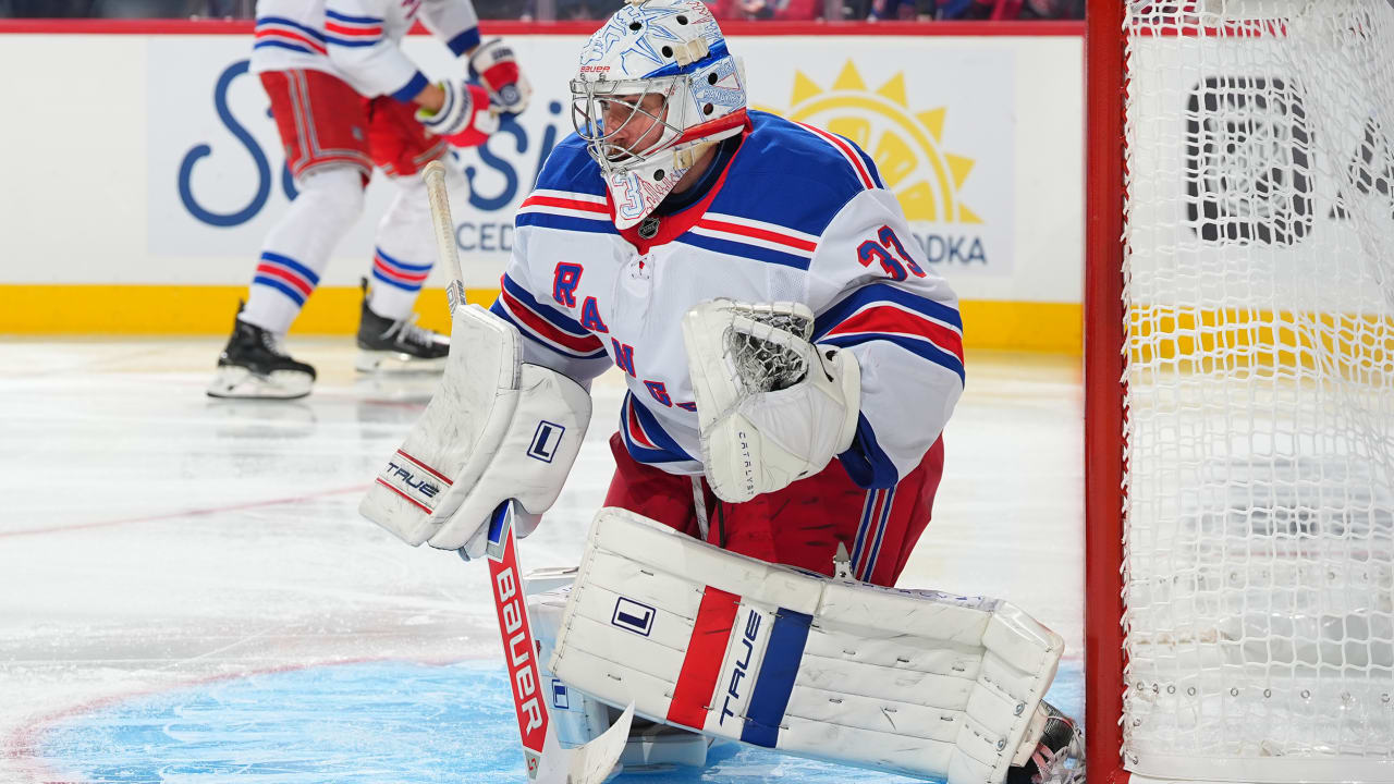 Rangers Beat Red Wings as Detroit Fans Voice Frustration